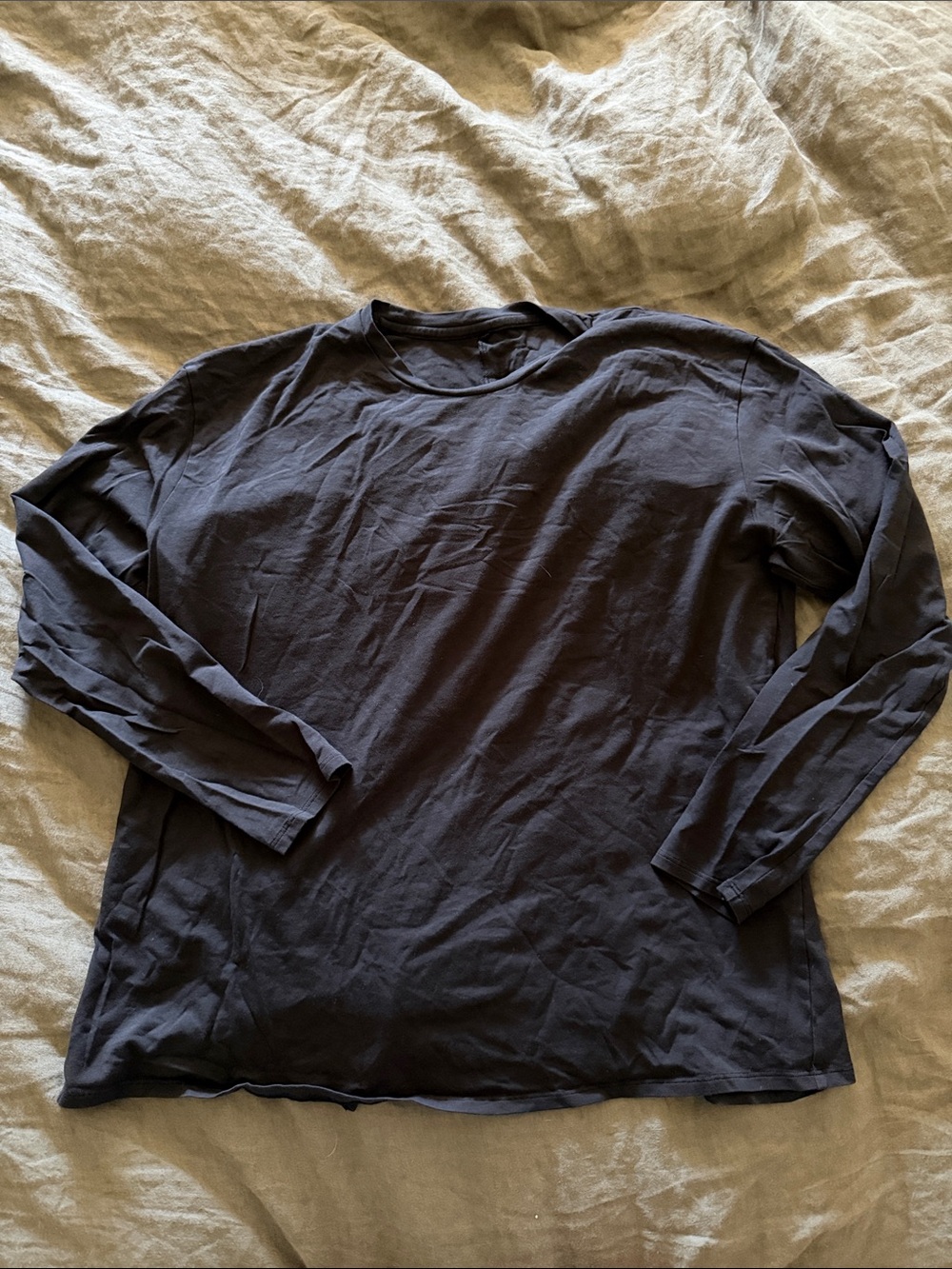lululemon athletica Long Sleeve Crew with knotted open back